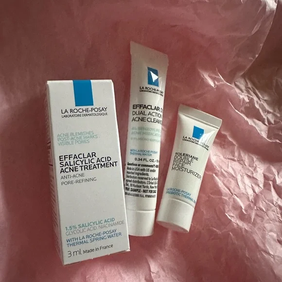 La Roche-Posay Skincare Trio Set - Picture 2 of 4